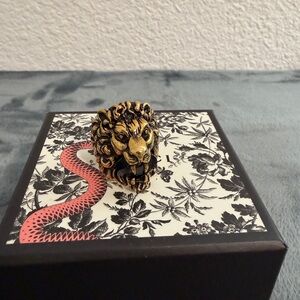 BRAND NEW Gucci Lion Head Bronze Black Crystal Ring Size 23 / XL / 10.25